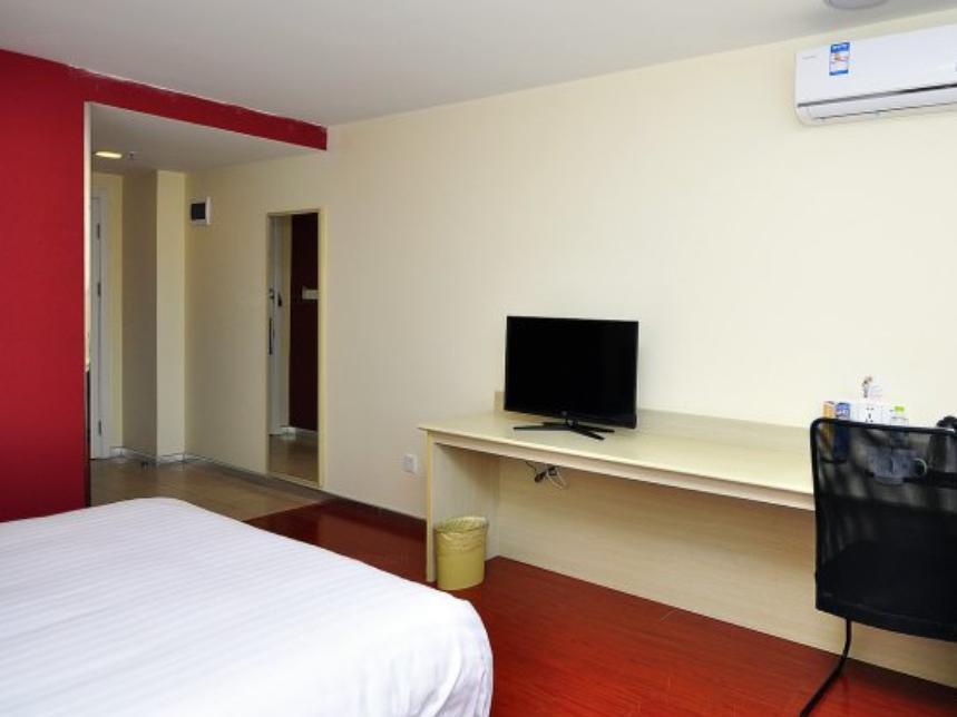 Hanting Express Kunming Yieryi Street Yunnan Normal University Branch ภายนอก รูปภาพ